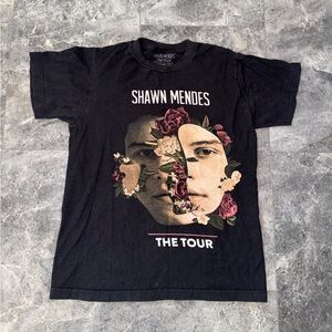 Shawn Mendes The Tour Black Short Sleeve Tee Shirt Size Small